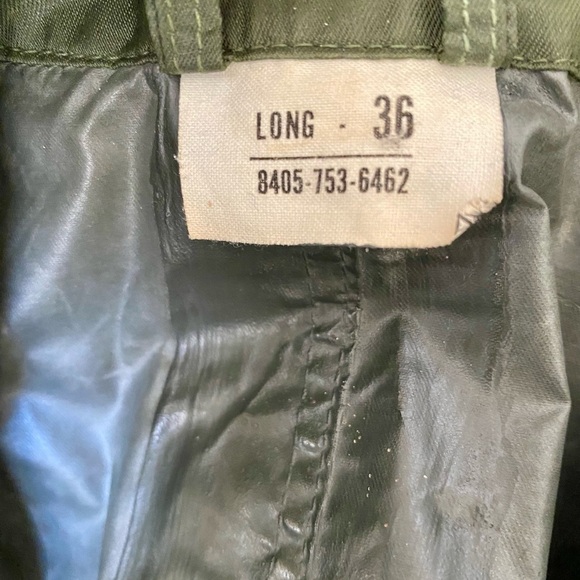Vintage 1968 US Army Green Trench Rain Coat Nylon Rubber Coated Long Men’s Small - Picture 9 of 11